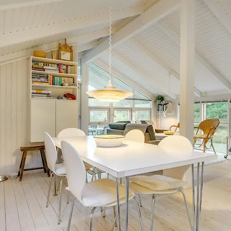 Helmtrud - 500m From The Sea By Interhome Ferienhaus Laeso